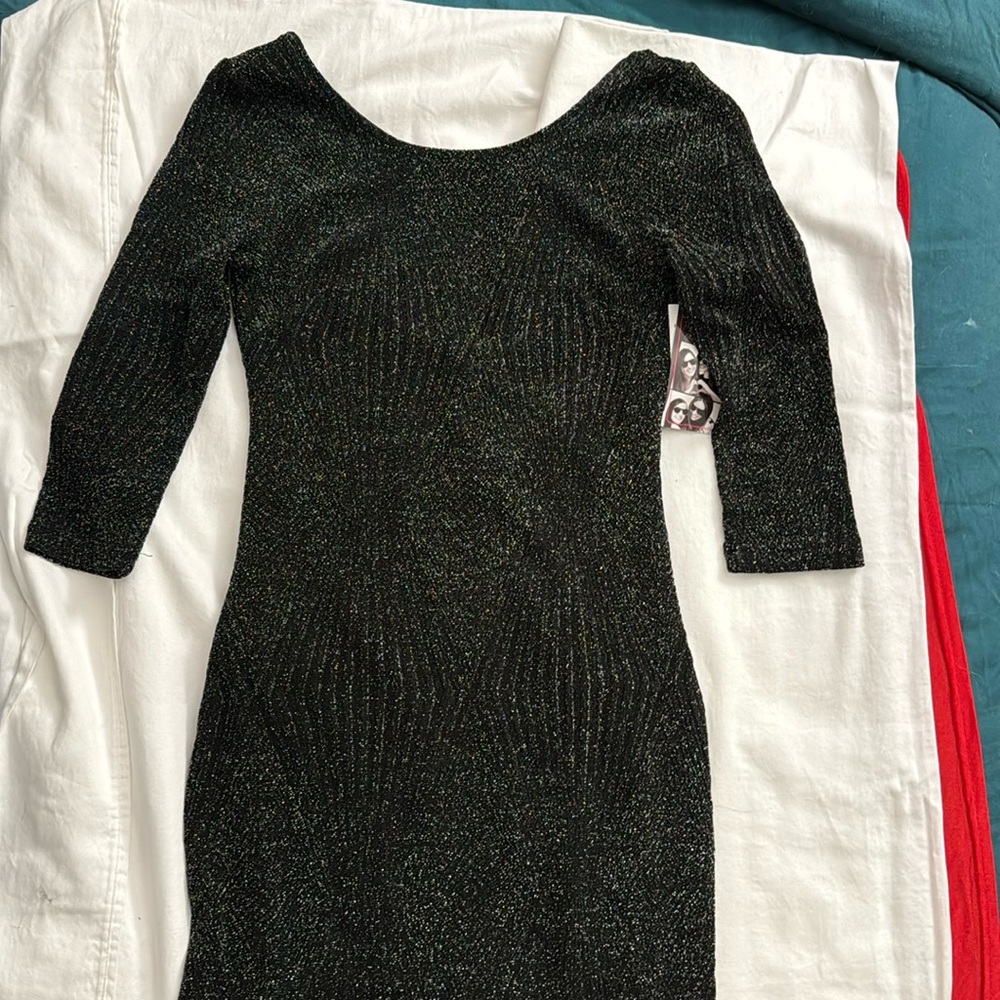 NWT Trixxi Sparkly Bodycon Dress with 3/4 sleeves